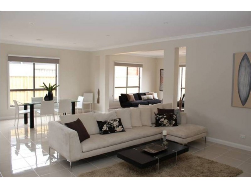 23 Desert Gum Way, Brookfield VIC 3338