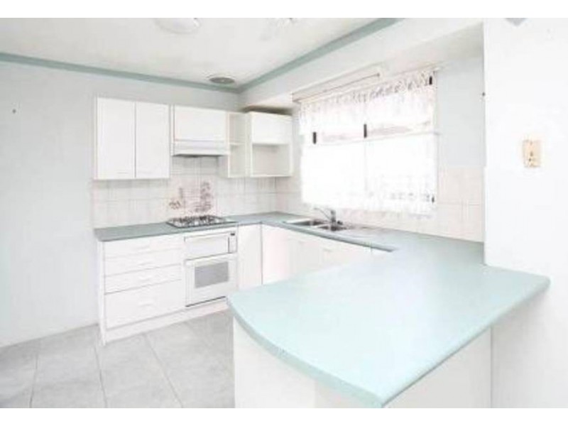 31 Richards Road, Melton South VIC 3338