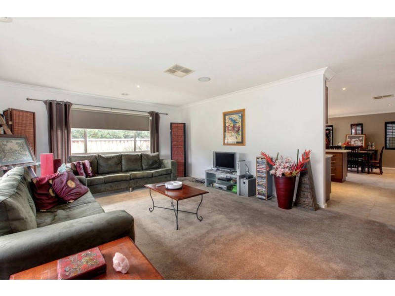 4 Ironbark Way, Brookfield VIC 3338