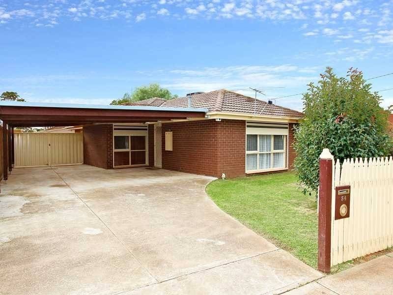 54 Westcott Parade, Rockbank VIC 3335