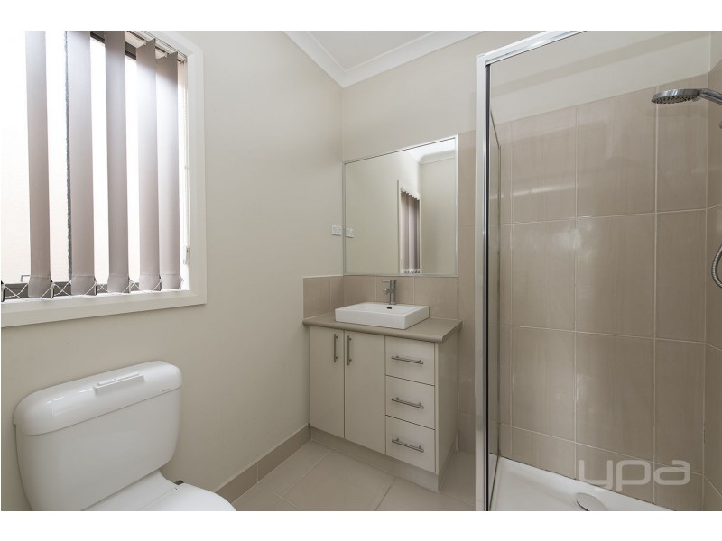 184 Botanica Springs Boulevard, Brookfield VIC 3338