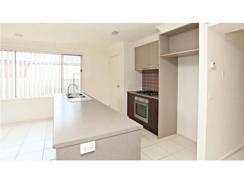 70 Fairhaven Boulevard, Melton West VIC 3337