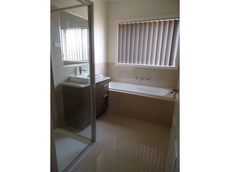 186 Botanica Springs Boulevard, Brookfield VIC 3338