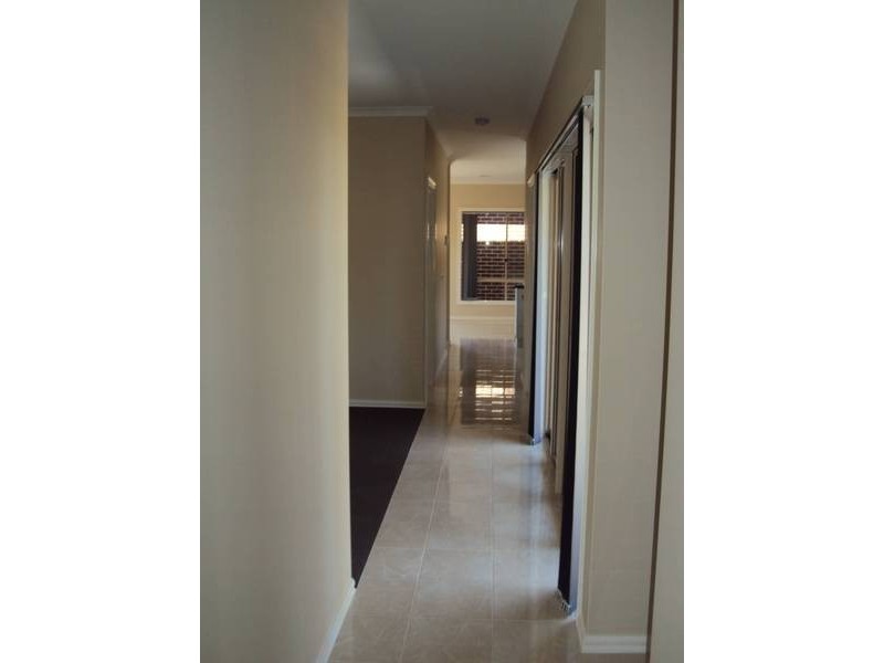 24 Walhalla Drive, Eynesbury VIC 3338