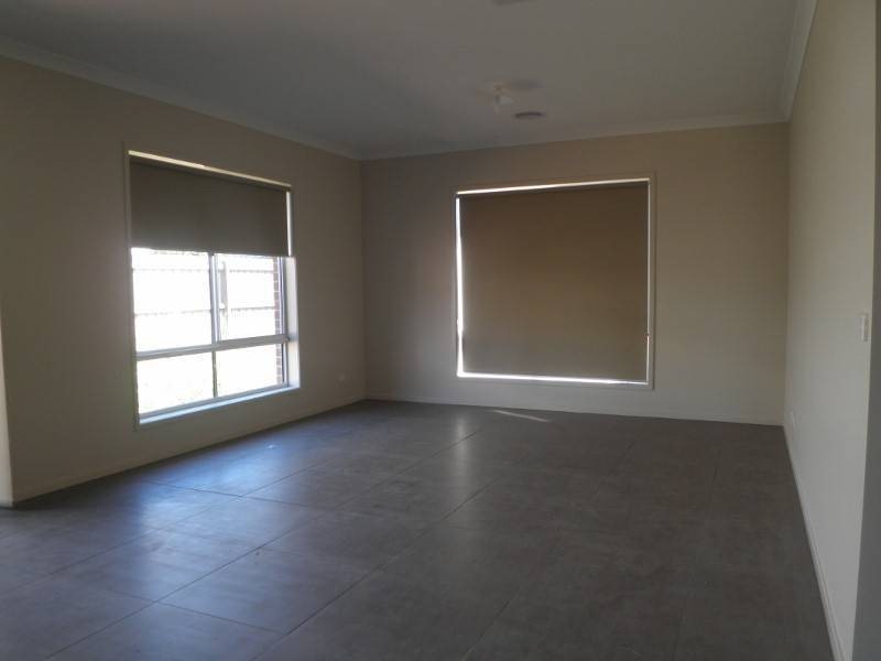 10 Merrjig Court, Kurunjang VIC 3337