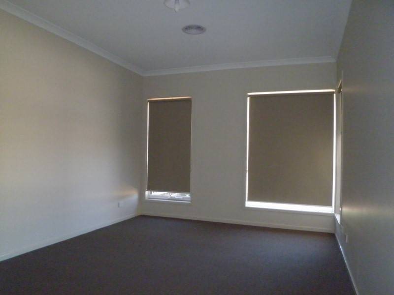 10 Merrjig Court, Kurunjang VIC 3337