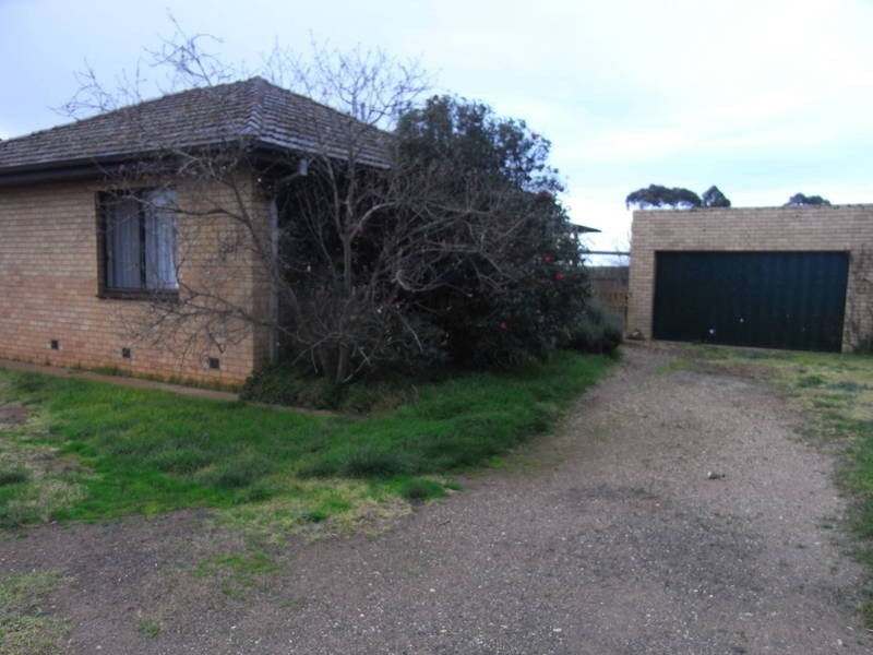 2423-2437 Western Highway, Rockbank VIC 3335