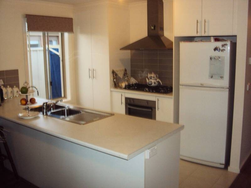 15 Fieldstone Way, Brookfield VIC 3338