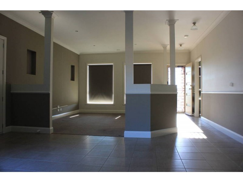 5 Anouk Way, Melton West VIC 3337