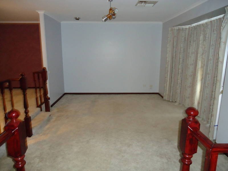 3 Barleycorn Place, Melton West VIC 3337