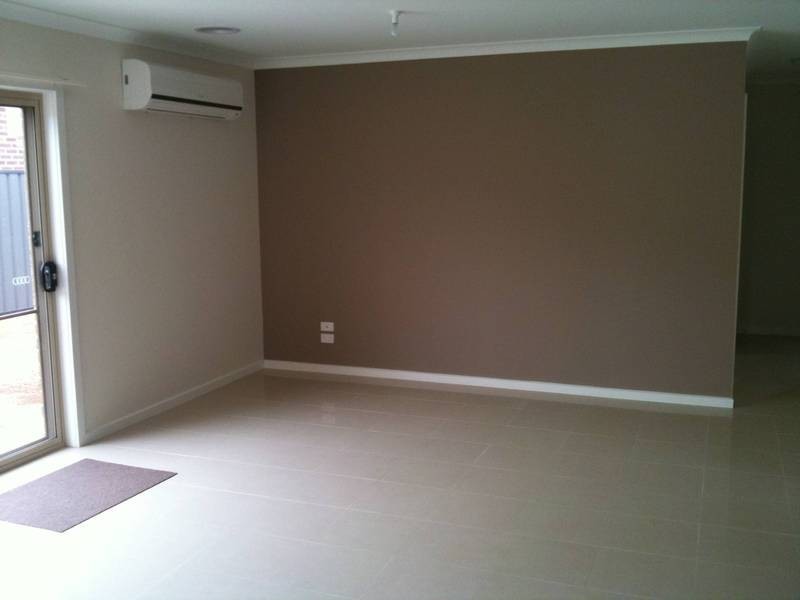 73 Lakewood Boulevard, Melton VIC 3337