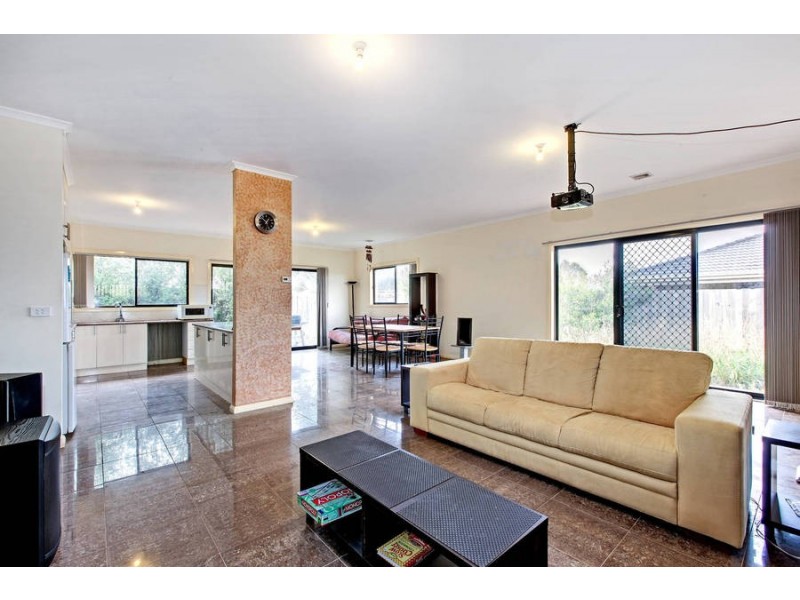 3/11 Merrijig Court, Kurunjang VIC 3337