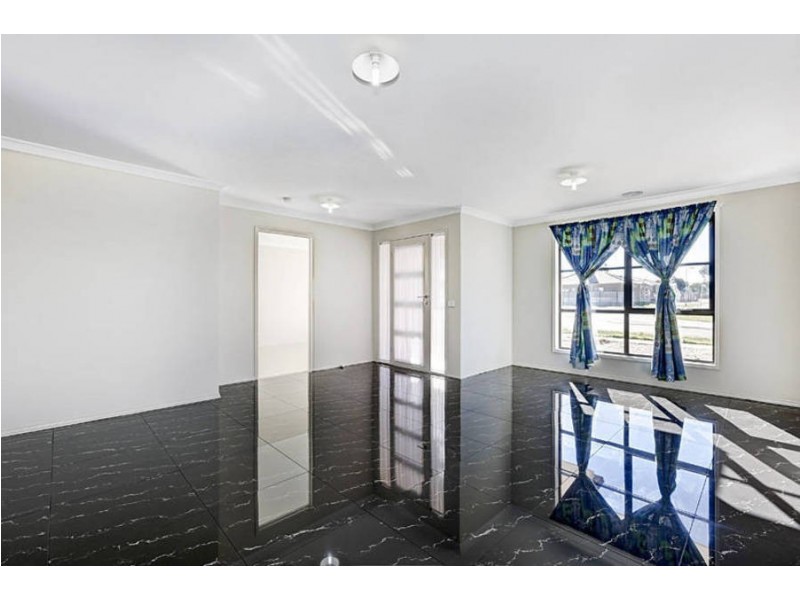 28 McBurnie Drive, Kurunjang VIC 3337