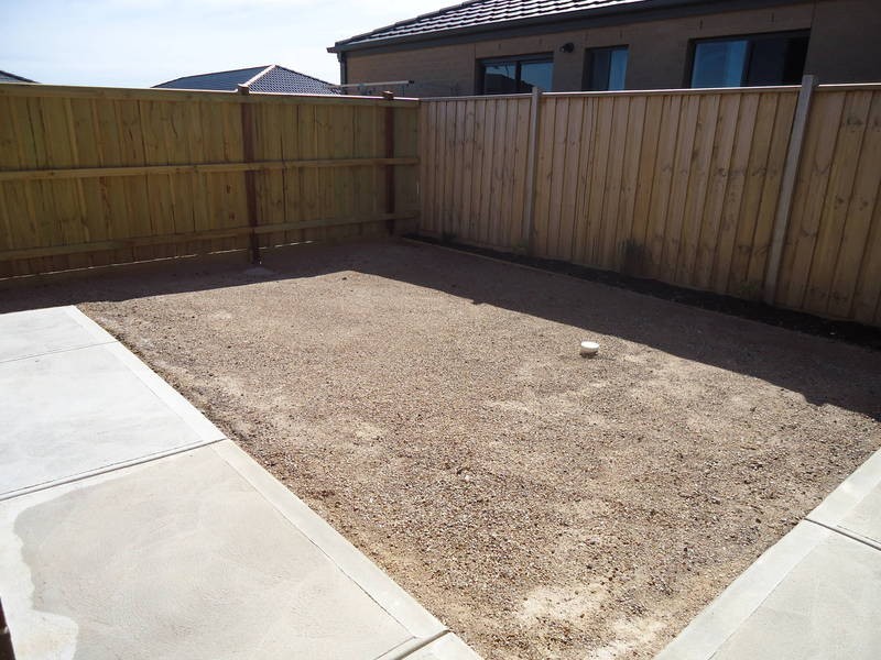 82 Saltbush Crescent, Brookfield VIC 3338