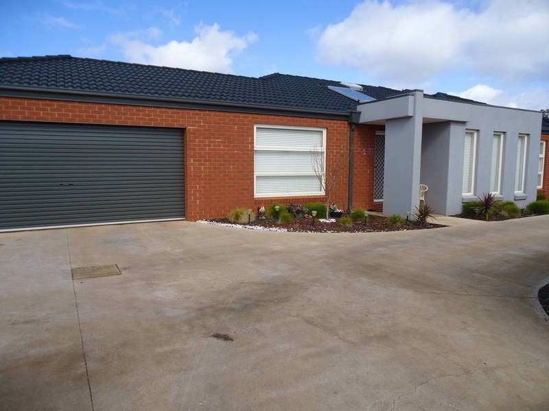 1/26 McBurnie Drive, Melton West VIC 3337