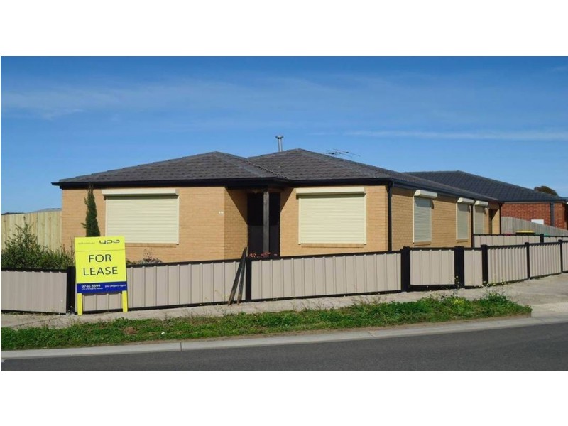 30 Caitlyn Drive, Melton West VIC 3337