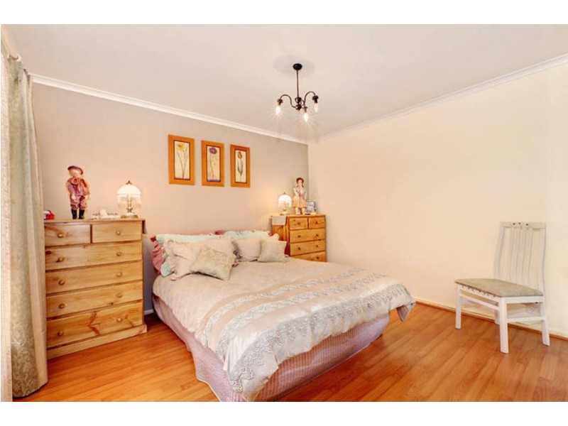 15 Nimmo Crescent, Kurunjang VIC 3337