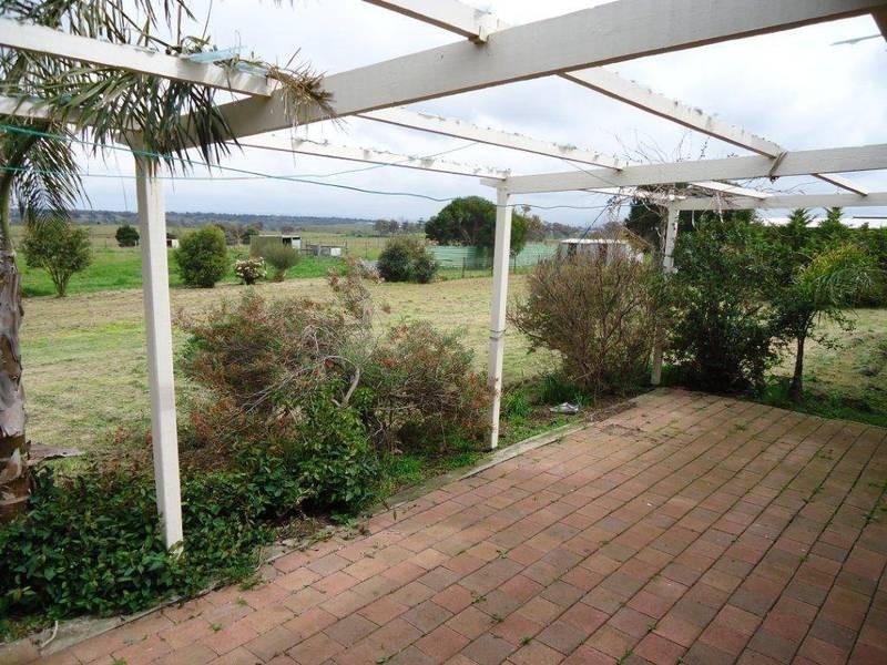 64 Balmer Grange Boulevard, Brookfield VIC 3338