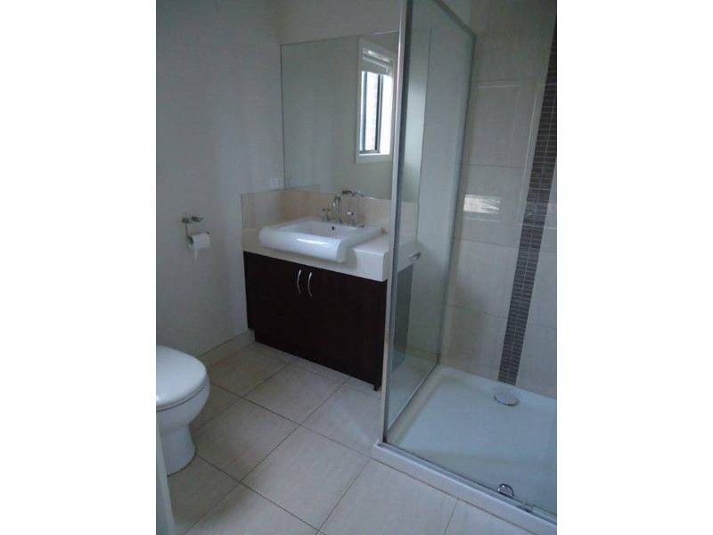 7 Gautam Grove, Melton West VIC 3337