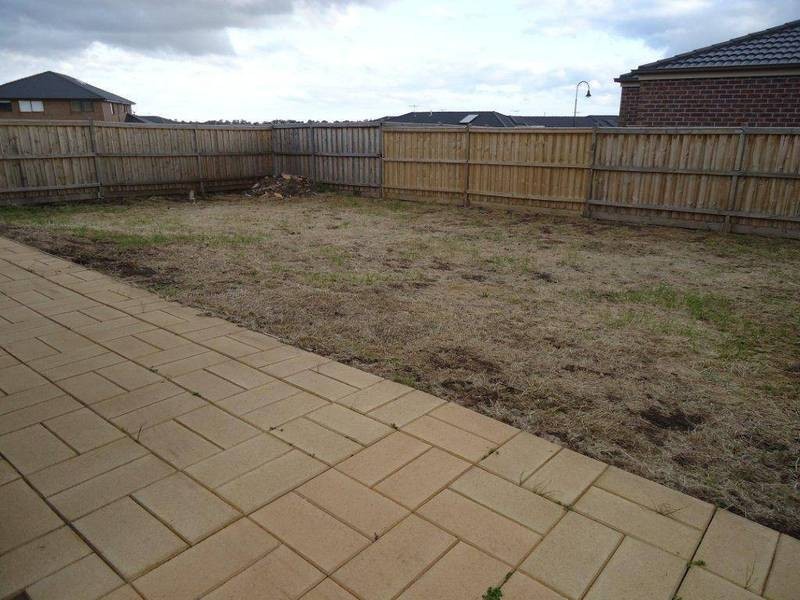 7 Gautam Grove, Melton West VIC 3337