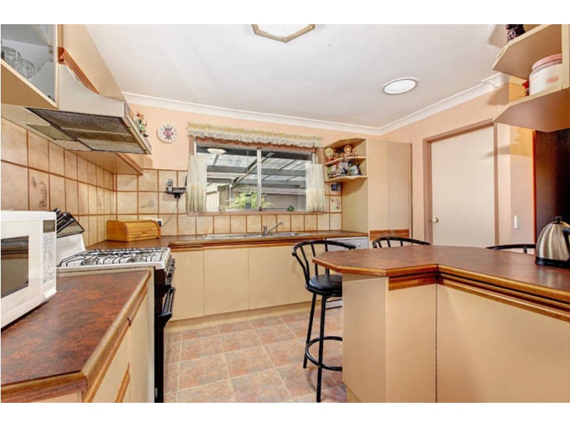 10 Glamis Place, Melton West VIC 3337