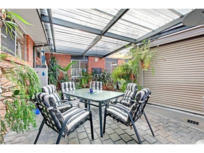 10 Glamis Place, Melton West VIC 3337