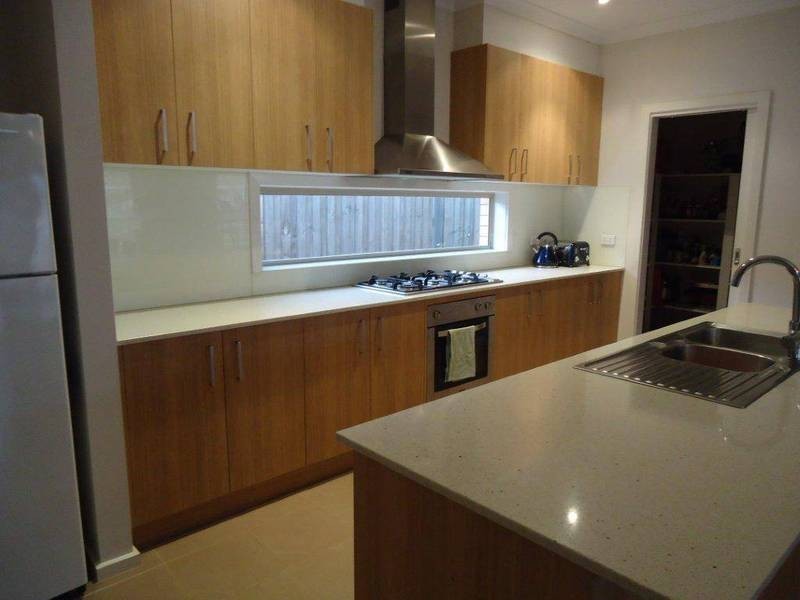 18 Moonah Avenue, Brookfield VIC 3338