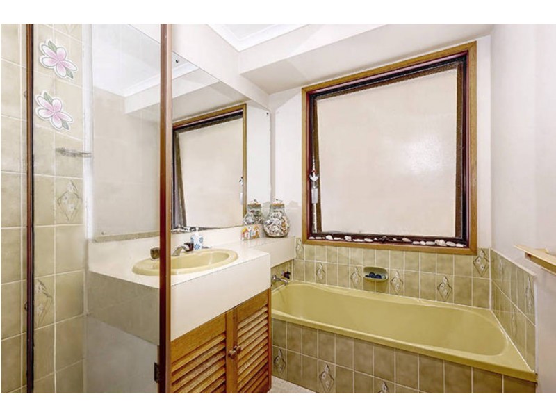 73 Blamey Drive, Melton South VIC 3338