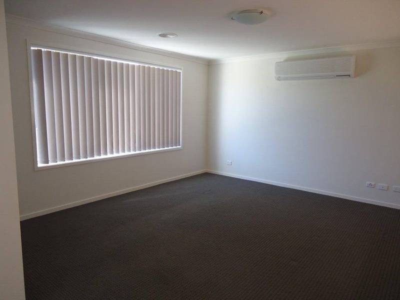 120 Botanica Springs Boulevard, Brookfield VIC 3338