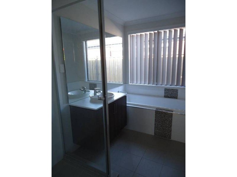 120 Botanica Springs Boulevard, Brookfield VIC 3338