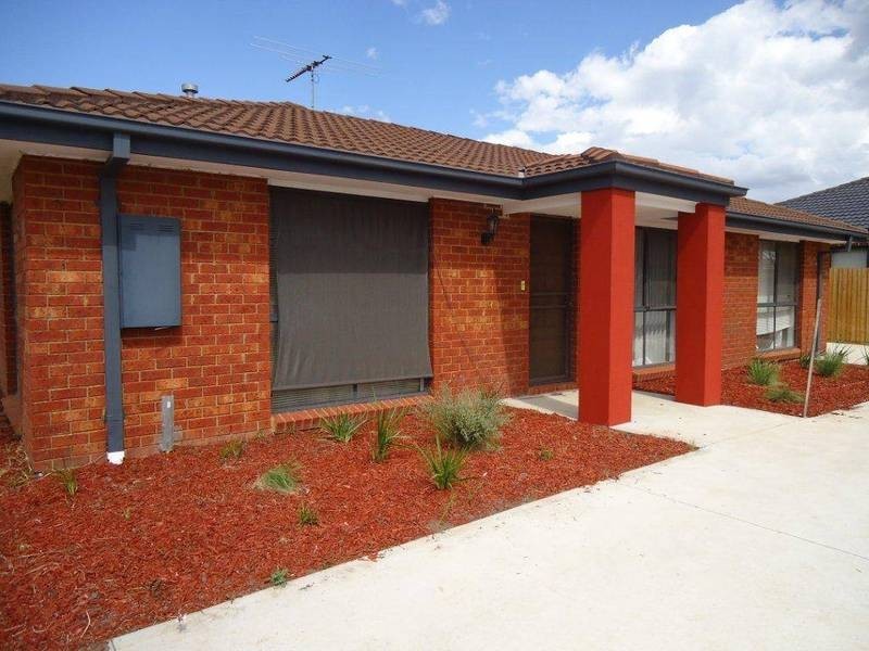 1/39 Grace Street, Melton South VIC 3338