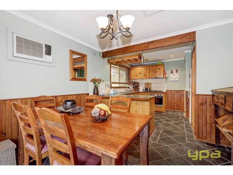 47 Centenary Avenue, Melton VIC 3337