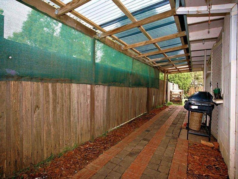 73 First Avenue, Melton South VIC 3338