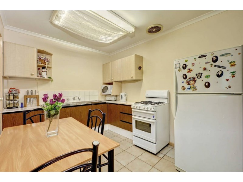 4/9-11 Plover Street, Melton VIC 3337