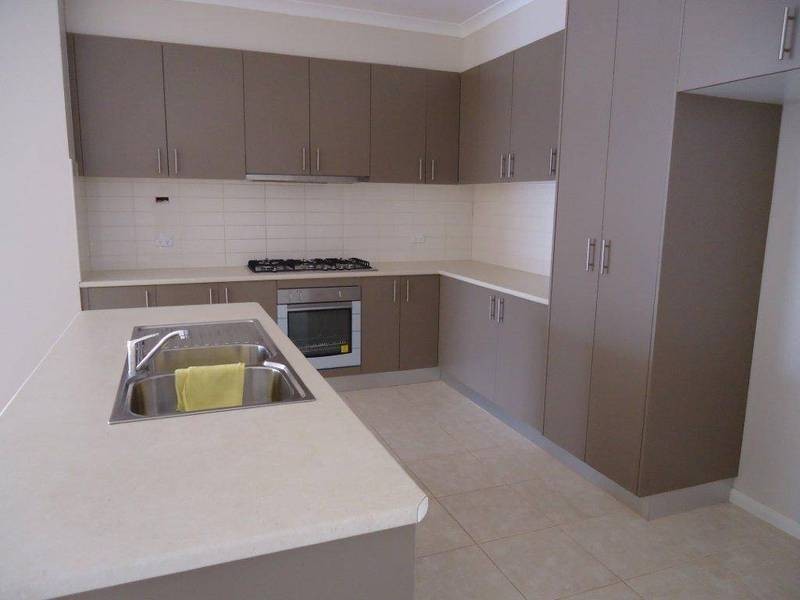 25 Pinrush Road, Brookfield VIC 3338