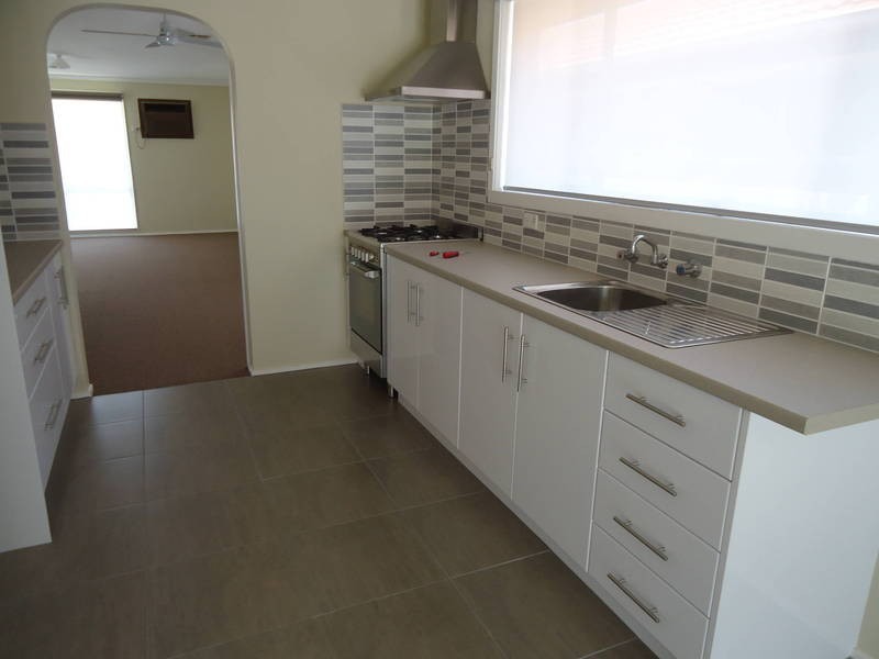 47 Marina Drive, Melton VIC 3337