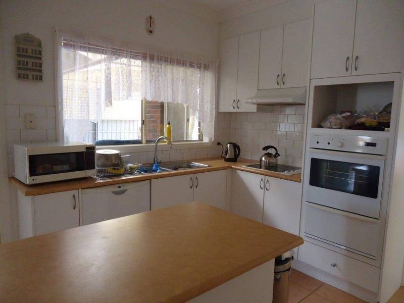 15 Fleetwood Circuit, Melton West VIC 3337