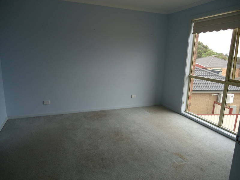 8 Beauview Court, Kurunjang VIC 3337