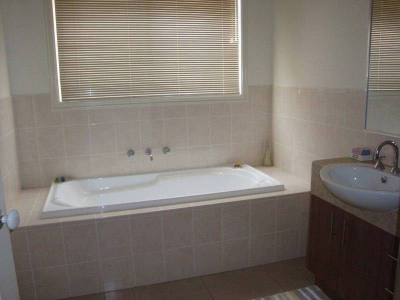 6 Lanata Way, Brookfield VIC 3338