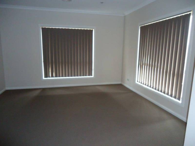 31 Viscosa Road, Brookfield VIC 3338