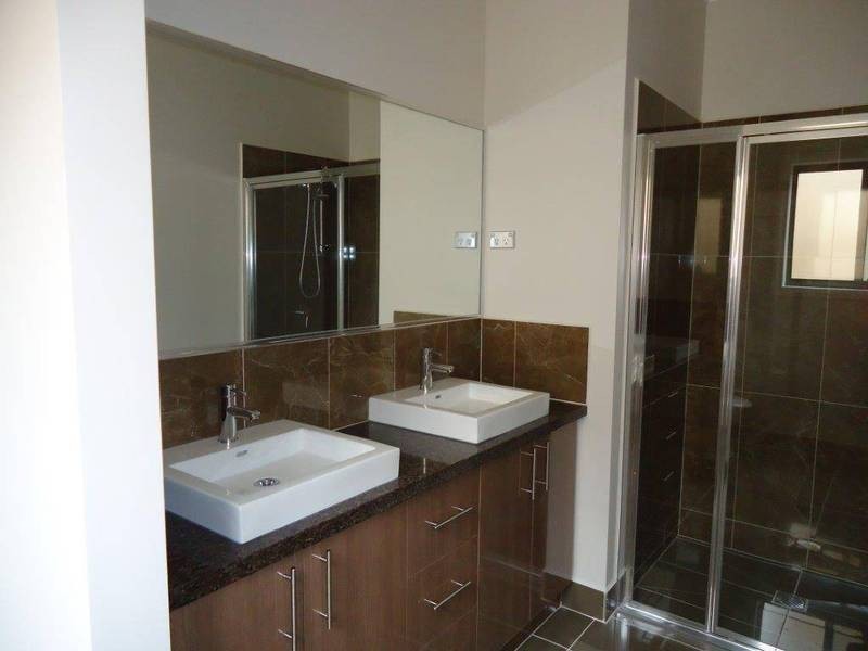 31 Viscosa Road, Brookfield VIC 3338