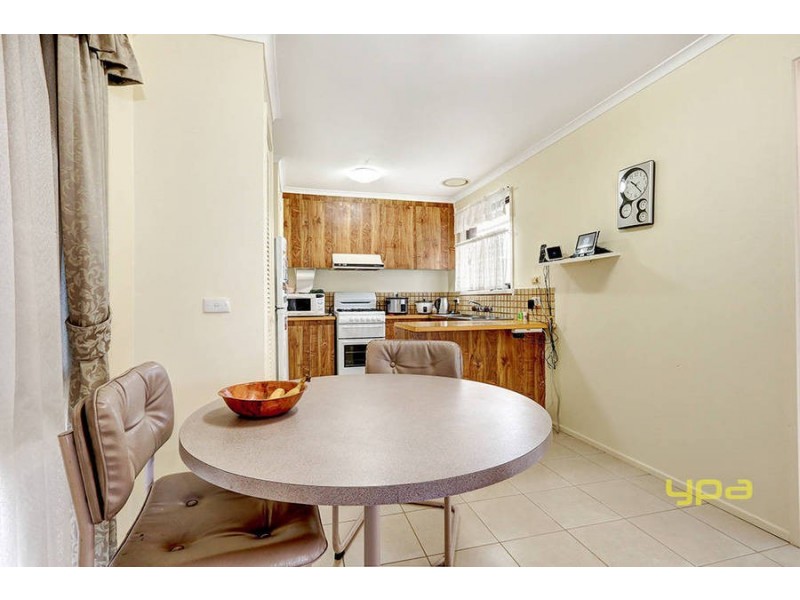 32 Oldershaw Road, Melton VIC 3337