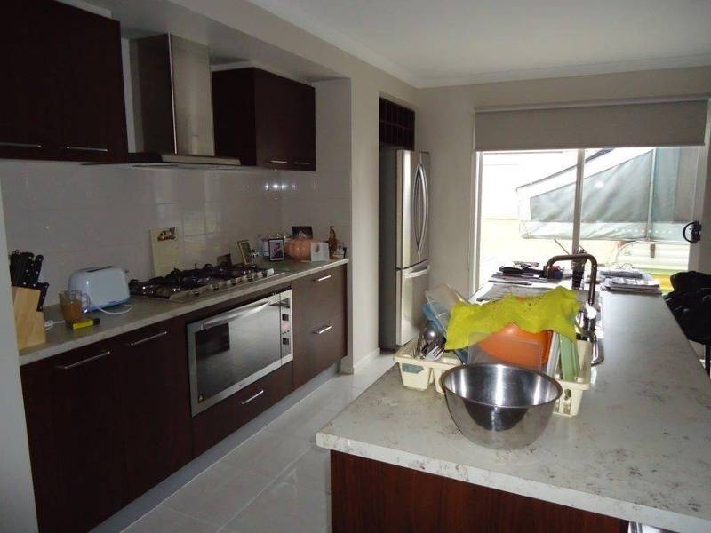 4 Portman Avenue, Melton West VIC 3337