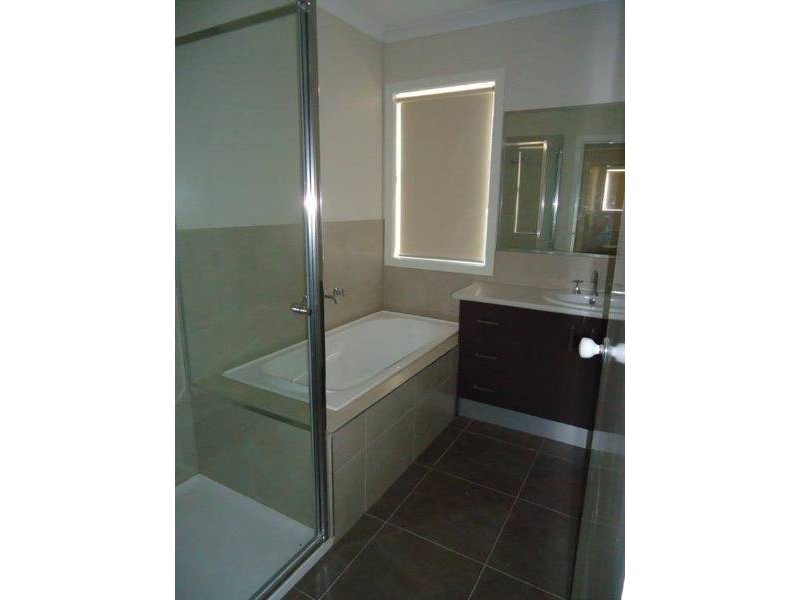 23 Riparian Way, Brookfield VIC 3338