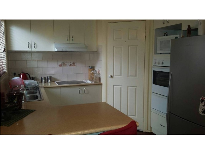 1 Todman Court, Melton West VIC 3337