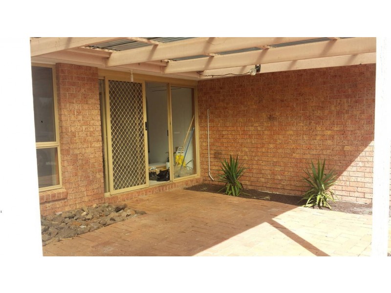 30 Gamalite Drive, Melton West VIC 3337