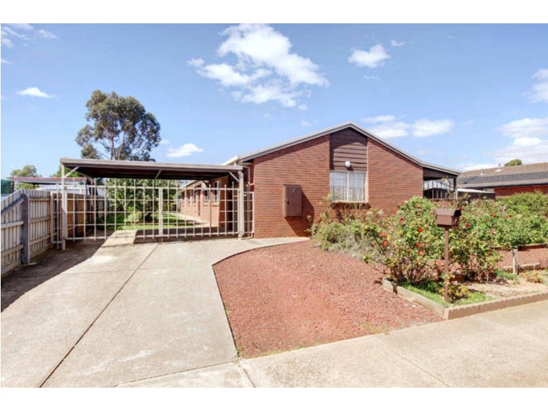 7 Roderick Drive, Kurunjang VIC 3337