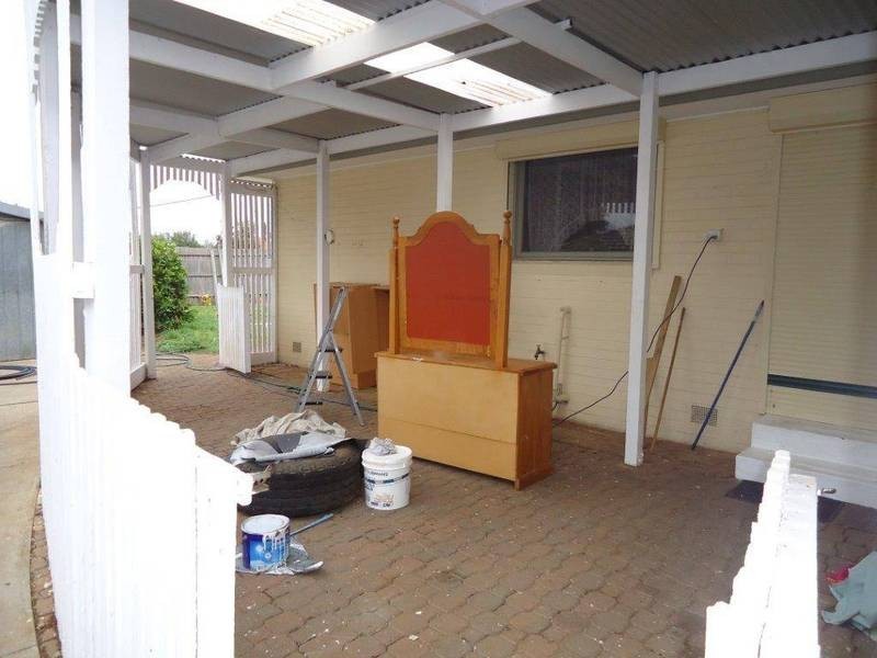 24 Carter Road, Melton VIC 3337