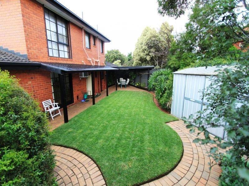 8 James Cook Drive, Melton West VIC 3337