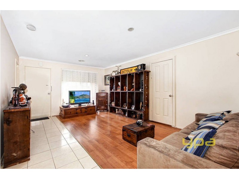 16 Smoult Drive, Kurunjang VIC 3337